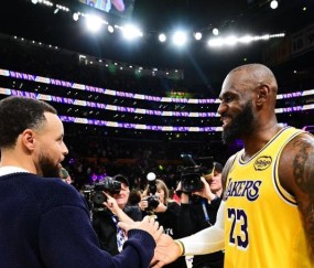 leyu-詹皇丢评奖资格引争议！约基奇库里冲奖也拉响警报