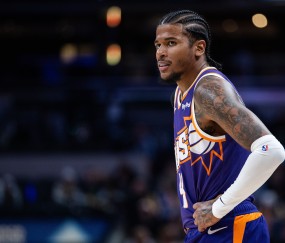 leyu集团-杰伦·格林场均得分逐月提升：一月9.0分 二月13.9分 三月25.1分